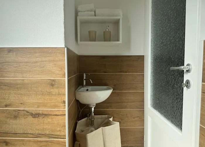 Apartman Breva E Tivan By World *