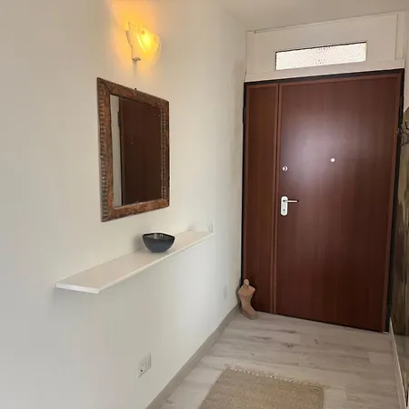 Breva E Tivan By World 아파트